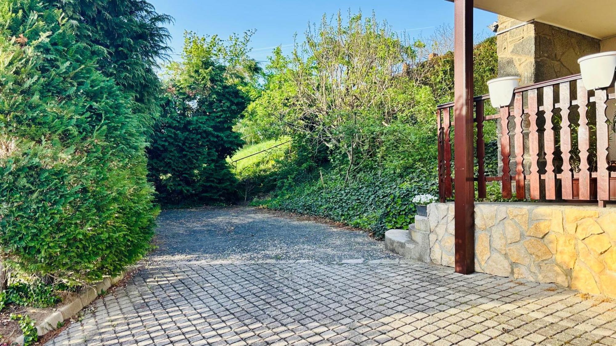 Panoráma Apartmanház Sárvár Exterior foto